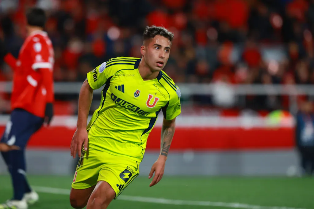 Lucas Assadi tiene fijado el precio por una salida de la U/ © Javier Vergara-Photosport