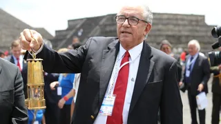 La colorida ceremonia de encendido de la llama panamericana en Teotihuacán