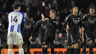 Arsenal y Brighton brindaron un espectáculo en el último partido del año en la Premier League