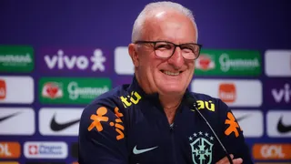 Dorival Junior: Brasil no puede vivir un momento como el que está pasando