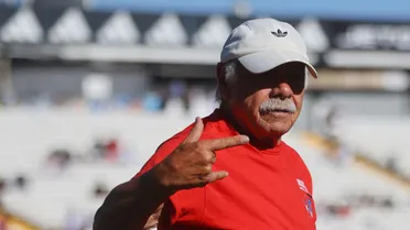 “La historia son ustedes”: Caszely emociona a Colo Colo en una nueva edición de la Romería