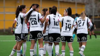 Colo Colo quedó como líder de su grupo en el Campeonato Femenino tras golear a Antofagasta