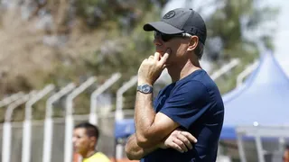 Holan: Me encanta la idiosincracia de la selección, es una generación que ha dado todo