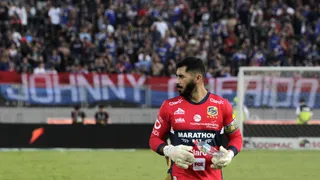 Johnny Herrera: Si no fuera por un par de chantas que llegaron a la U, seguiría jugando ahí