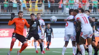 “Refuerzos” de lujo: Las figuras que se sumaron a la U para el debut de Gago en la Liga