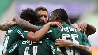 Palmeiras de Benjamín Kuscevic volvió al triunfo en el Brasileirao a costa de Atlético Paranaense