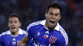 ¿Qué plazo tiene U de Chile para inscribir a Eduardo Vargas en la Copa Sudamericana?
