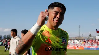 Con la cola entre las piernas: Brayan Cortés volverá a vestir la camiseta de Colo Colo