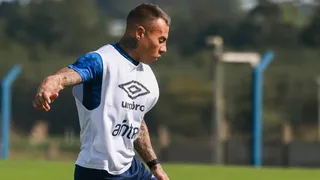 Nacional de Eduardo Vargas vivió de todo en una nueva derrota