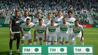 Enzo Roco fue titular en Elche que derrotó a Celta de Vigo de Matías Dituro en España
