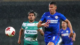 Igor Lichnovsky fue titular en victoria de Cruz Azul sobre Santos Laguna de Diego Valdés