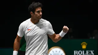 Cristian Garín vuelve al triunfo en el ATP de S Hertogenbosch y avanza en la qualy