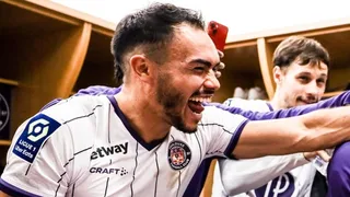 Lesión de Gabriel Suazo no le impedirá estar presente ante Reims