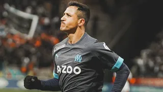 Medio turco afirmó que Alexis está cerca de Galatasaray tras hablar con Erick Pulgar