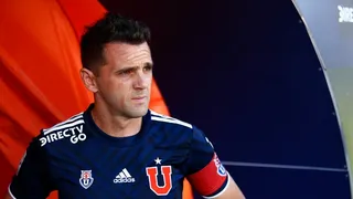 Fisuras internas: El enrarecido ambiente que complica la lucha de la U por evitar el descenso