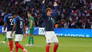 Carlos Lampe evitó goleada en caída de Bolivia ante los campeones del mundo