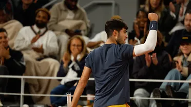 Carlos Alcaraz está imparable en Roland Garros y volvió a barrer a su rival