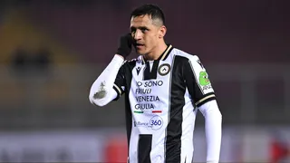 Excompañero de Alexis Sánchez: “Seguramente está analizando su salida de Udinese”