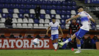 Fernando Zampedri sentenció el triunfo de la UC sobre Antofagasta