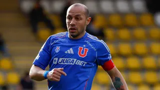 “Hablé con Correa…”: Marcelo Díaz aclara polémica con Colo Colo previo al Superclásico