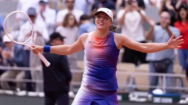 La polaca Iga Swiatek avanzó a las semifinales de Roland Garros
