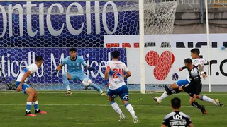 Facundo Castro superó a toda la defensa de la UC y definió con clase para adelantar a O’Higgins