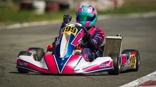María José Pérez de Arce fue la mujer más rápida de la Rok Cup de karting en Italia