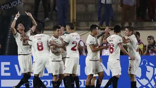 Universitario derribó a Carabobo y jugará con Cerro Porteño en segunda fase de la Copa Libertadores