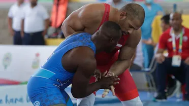 Yasmani Acosta conquistó el oro en la Lucha en los Juegos Bolivarianos de Valledupar