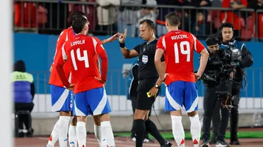 Lo quiere el Chacho: El referente de La Roja que dejaría Europa para fichar en River