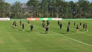 Las primeras imágenes de la práctica de este lunes de la Roja en Brasil