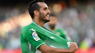 Juanmi atacó en el área con un feroz cabezazo y puso el segundo para Betis ante la Real Sociedad