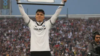 Damián Pizarro recibió un caluroso adiós de los hinchas de Colo Colo en el Monumental