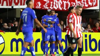 DT Estudiantes avisa a la U: “Vamos a Chile a revertir nuestra imagen”