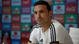 Scaloni: Hace mucho que no hablo con Lionel Messi