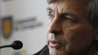 Mayne-Nicholls: Cuando uno recibe el honor de ser llamado a la selección no puede rechazarlo