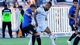 Duelo entre Colo Colo y Huachipato en la Supercopa estuvo interrumpido por incidentes de los hinchas