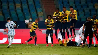 El golazo de tiro libre de Messi para sentenciar el paso de Argentina a semifinales de Copa América