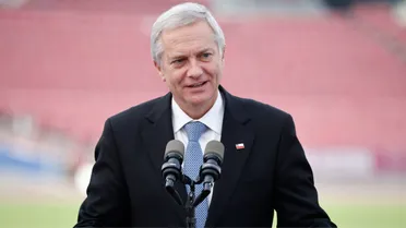 Presidente Kast lanza guiño al futuro estadio de la U: “Para que no sea un meme”