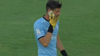 Matías Dituro recibió un celular como proyectil en el Monumental