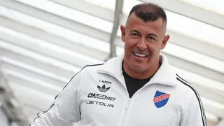 Colo Colo emociona a sus hinchas con su nueva indumentaria por el centenario del club