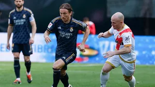 Real Madrid enredó puntos ante Rayo Vallecano y le dio vida a Girona en la lucha por el título