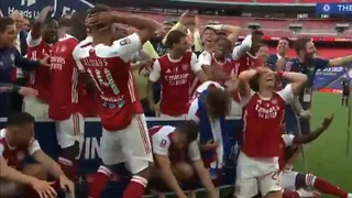 Aubameyang dejó caer el título de la FA Cup y preocupó al plantel de Arsenal