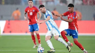 “Si los peces saben jugar fútbol”: Periodista argentino se burló de Chile por particular situación en el Congreso