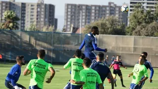 Rafael Vaz y Armando Cooper debutaron en amistoso entre U. de Chile y Recoleta