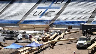 “Por graves incumplimientos”: Suspenden las faenas en el nuevo estadio Claro Arena