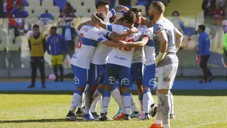 U. Católica dominó con categoría a U. de Concepción y afirmó su liderato exclusivo