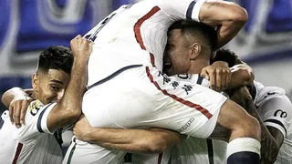 Vélez de Pablo Galdames derrotó a Independiente y quedó líder absoluto en Argentina