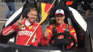 Hijo de Michael Schumacher firmó en la Academia de Ferrari