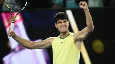 Alcaraz encontró solidez ante Kecmanovic y enfrentará Zverev en cuartos de Australia